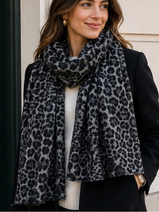 Amicale Cashmere Accessories - NWT Amicale 100% Cashmere Gray Leopard Print Scarf Wrap Shawl Luxury Soft